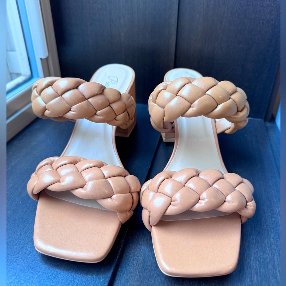 ✨NEW!✨ Never Worn Braided Heels